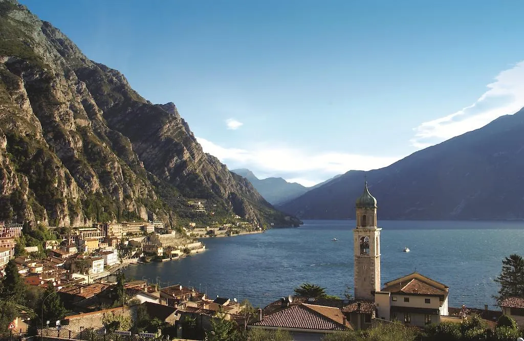 Residence La Madonnina Limone sul Garda 3*,